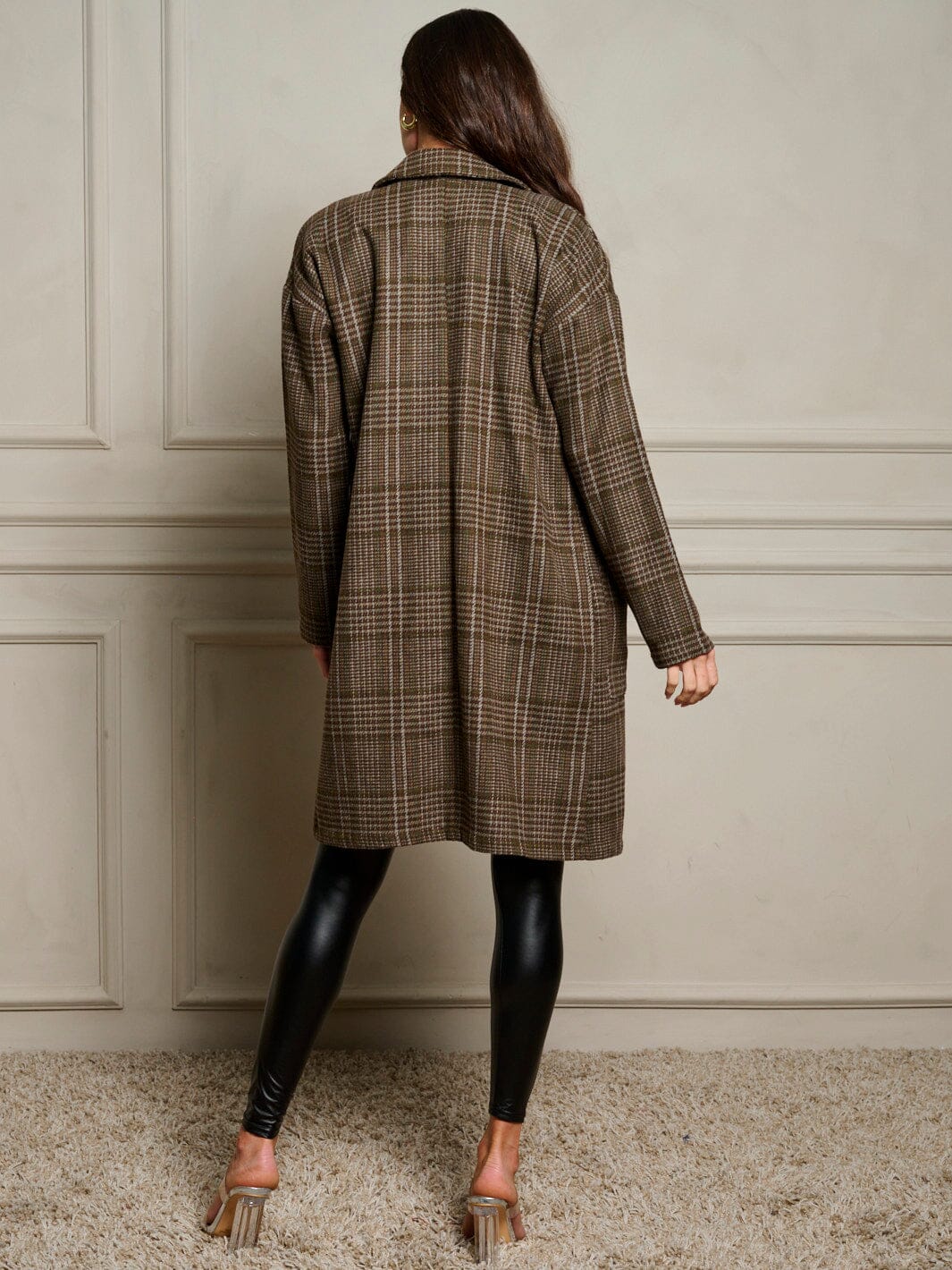 Women's long sleeve button closure pockets plaid coat