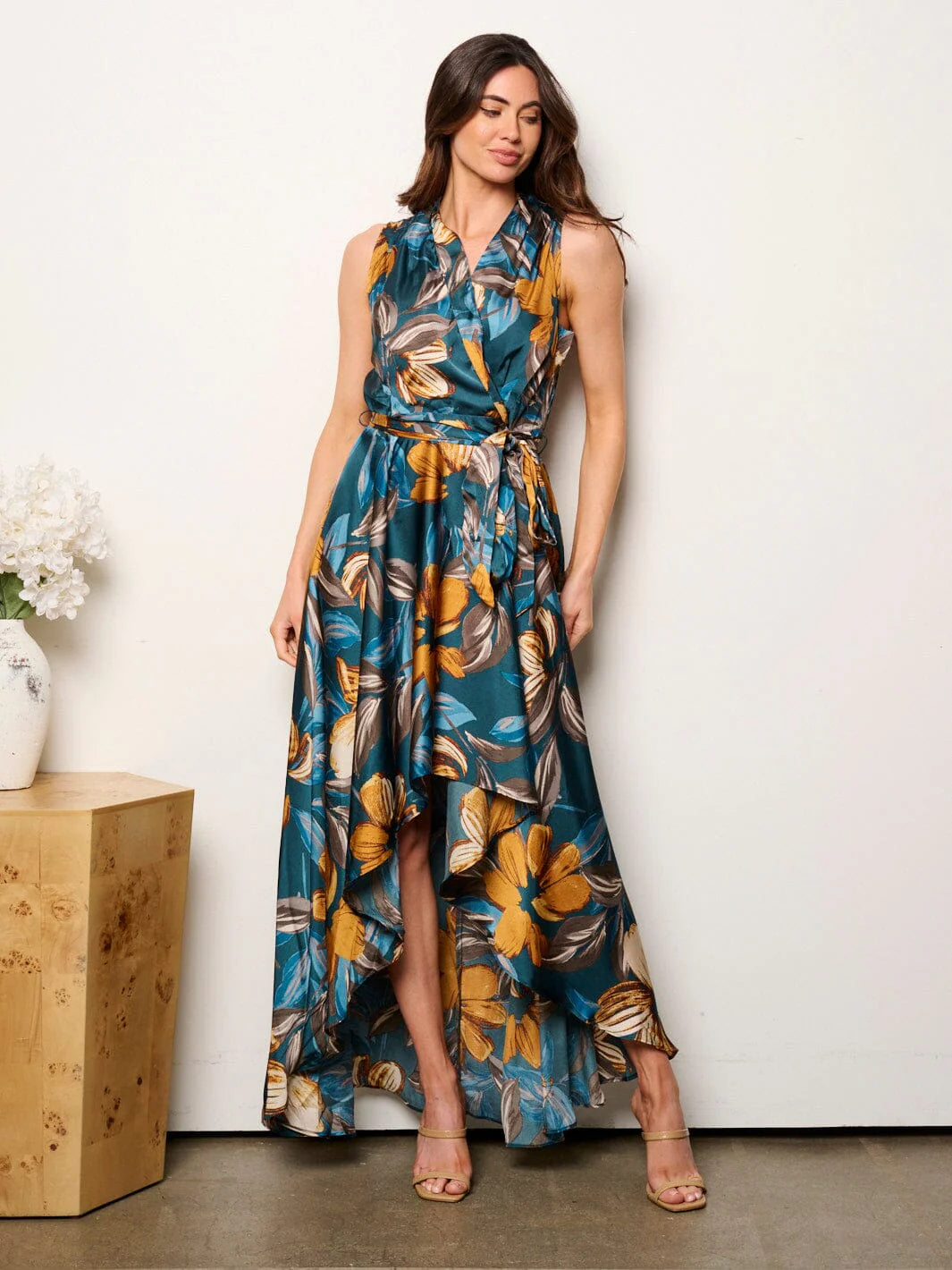 Women's sleeveless surplice floral high-low maxi dress