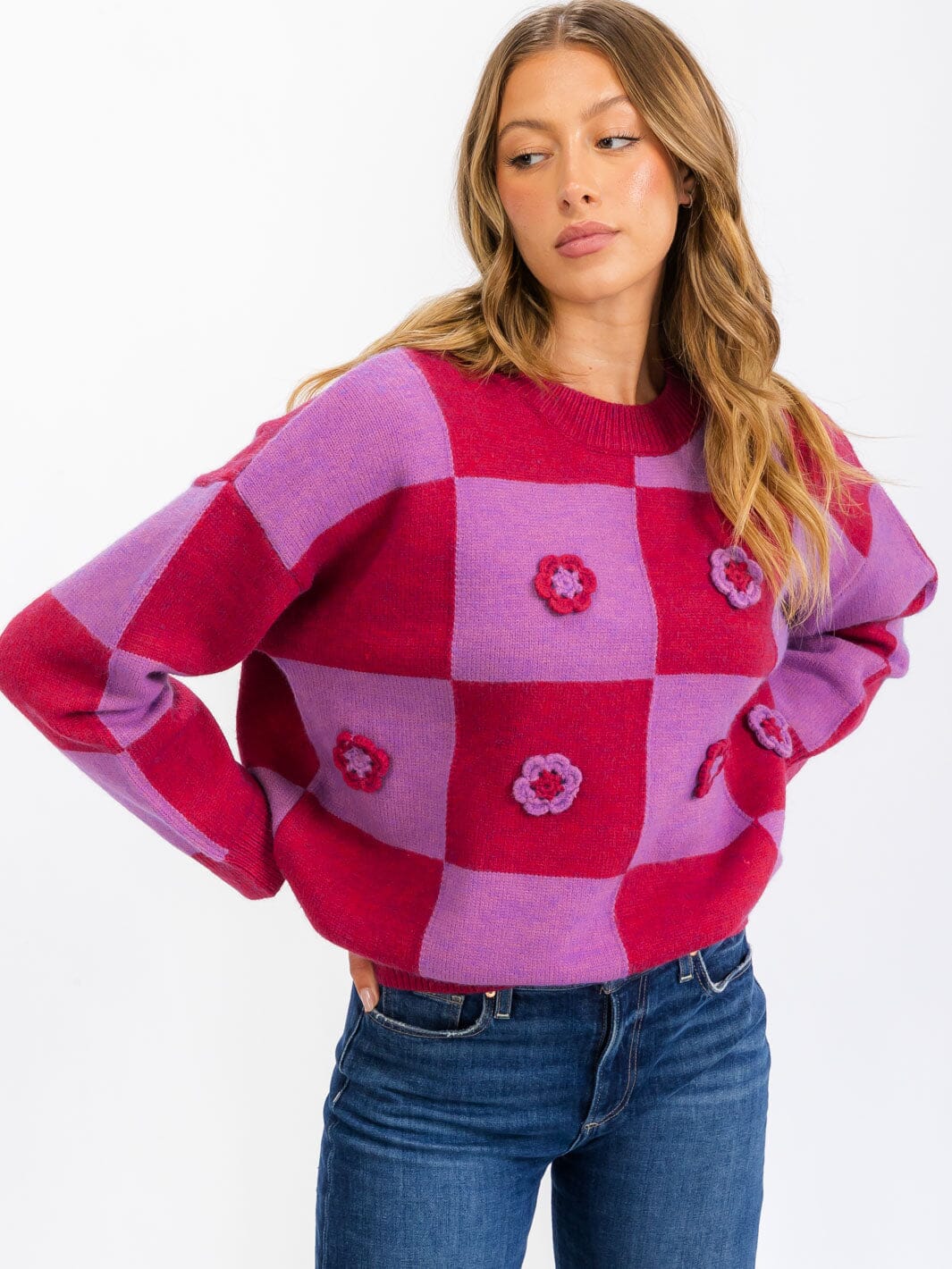 Women's long sleeve flower detailed color block checkers pullover sweater